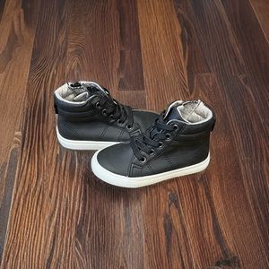 Cat & Jack Sneakers 8T